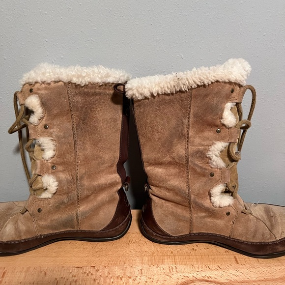The North Face Abby III Apre suede snow boots - Picture 3 of 7